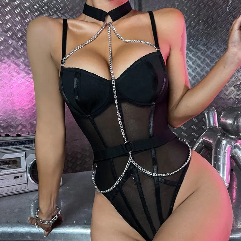 Body en résille avec chaînes et collier noir