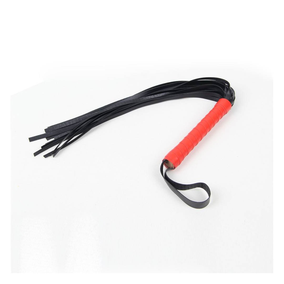 Fouet en simili cuir - 2 couleurs