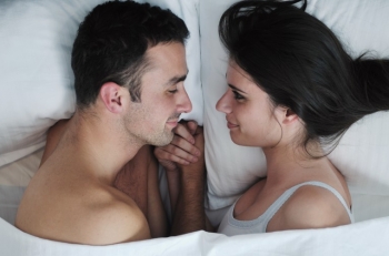 7 positions (et accessoires) pour un plaisir sans pénétration